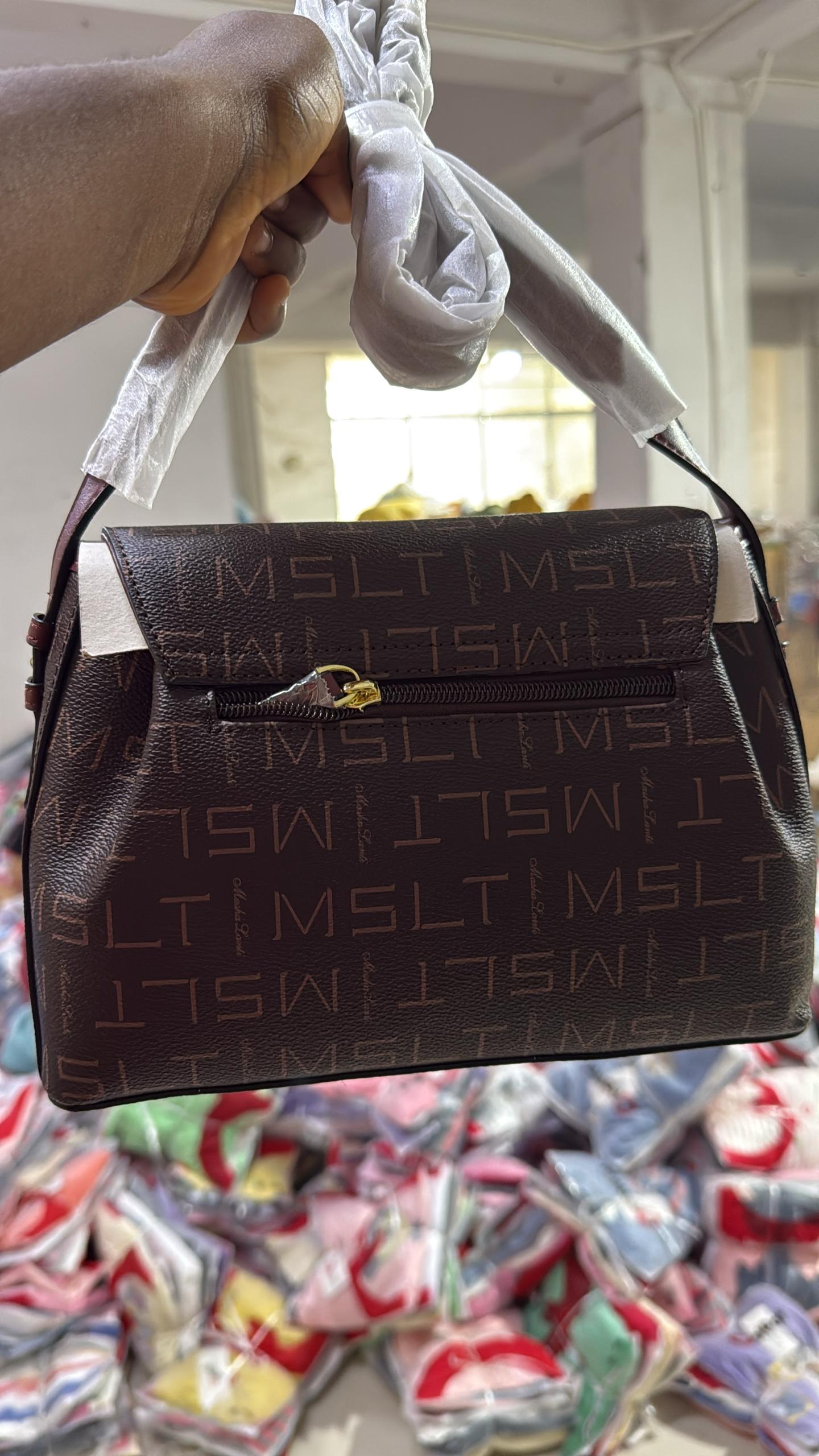 Bag 121